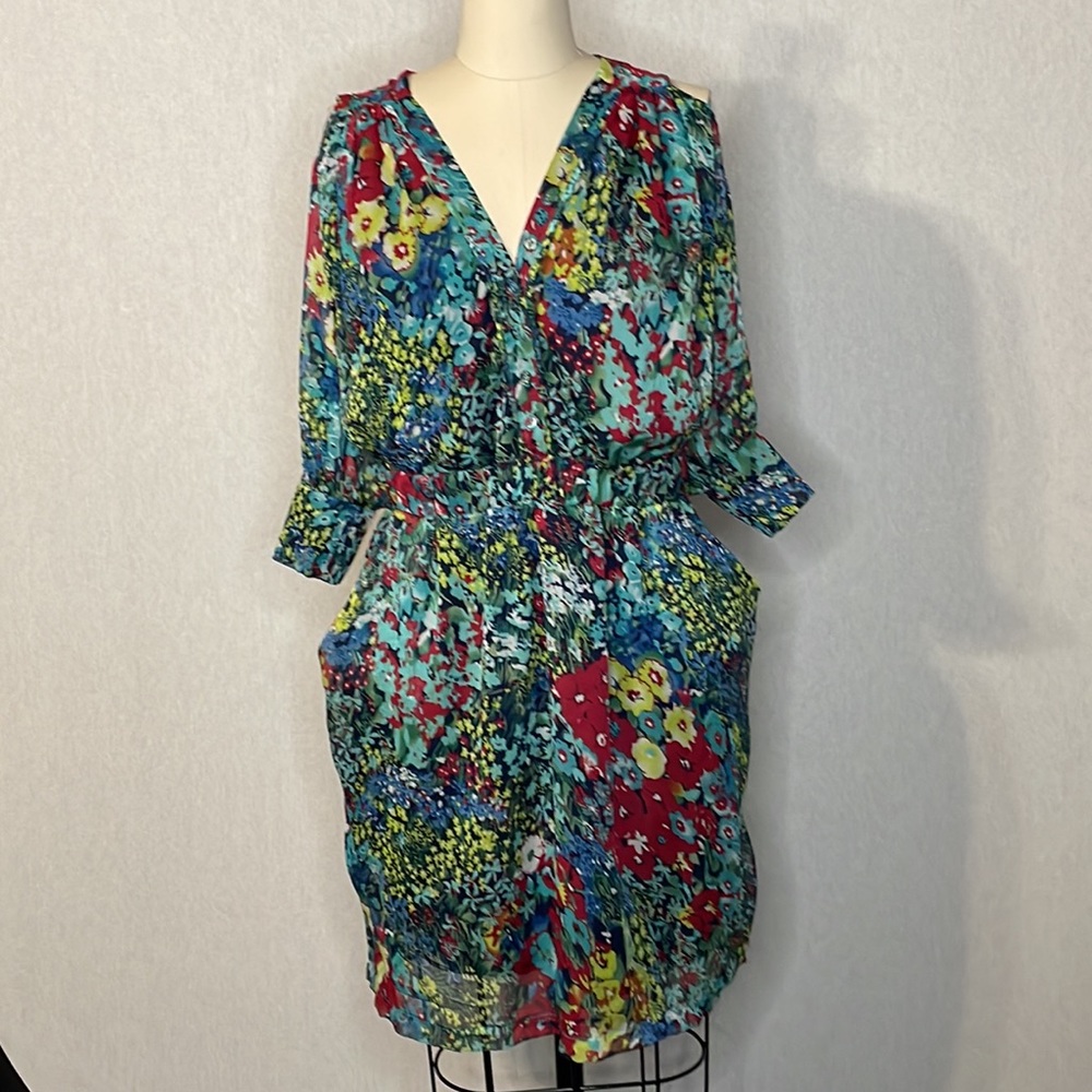 Fumblin foe, cold shoulder, back hole, floral dress.